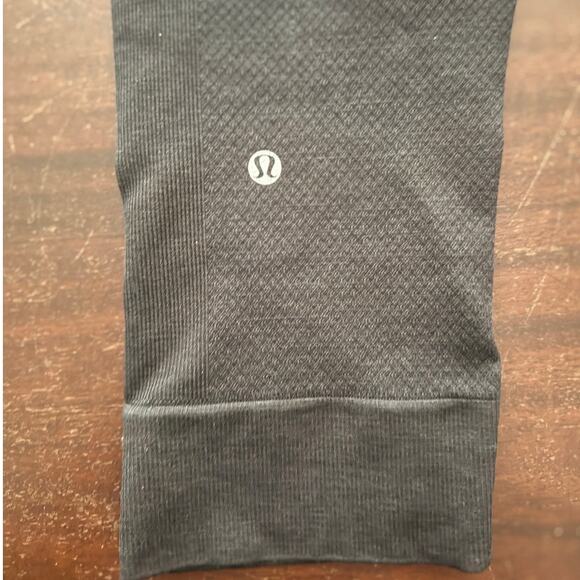 Lululemon | heathered gray Ebb to Street Crop Leggings Pants | size 6 - Picture 3 of 6